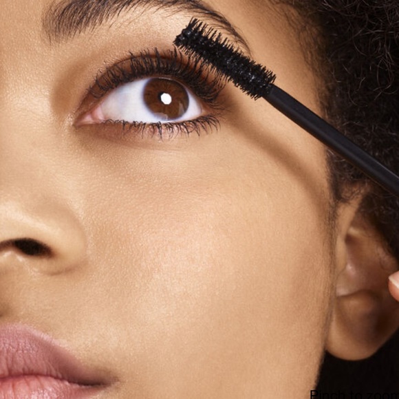 💋🎭Laura Mercier Caviar Volume Mini Mascara - Picture 5 of 8